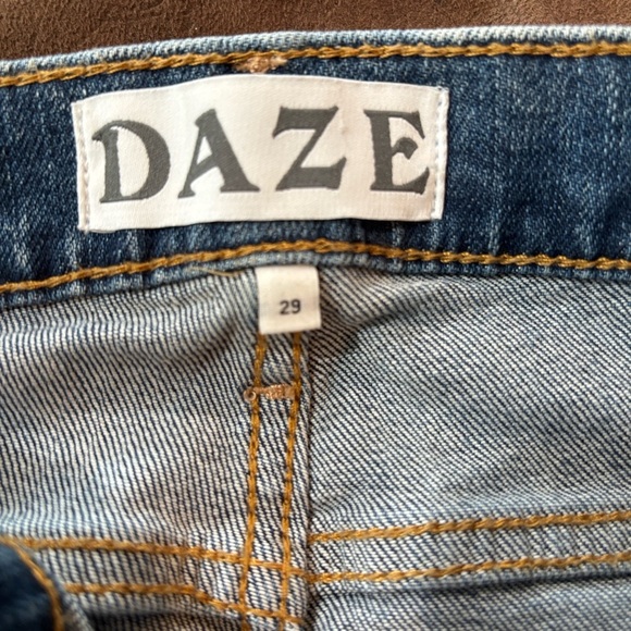 Daze High Rise Kick Flare - Picture 3 of 3